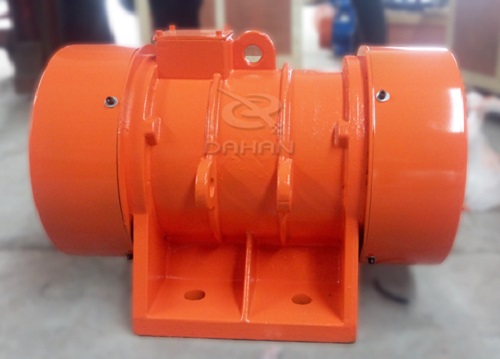 振動電機(jī) 振動電機(jī)