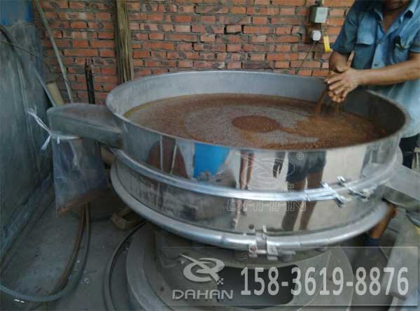 茶籽粉超聲波振動篩篩分前 茶籽粉超聲波振動篩篩分前